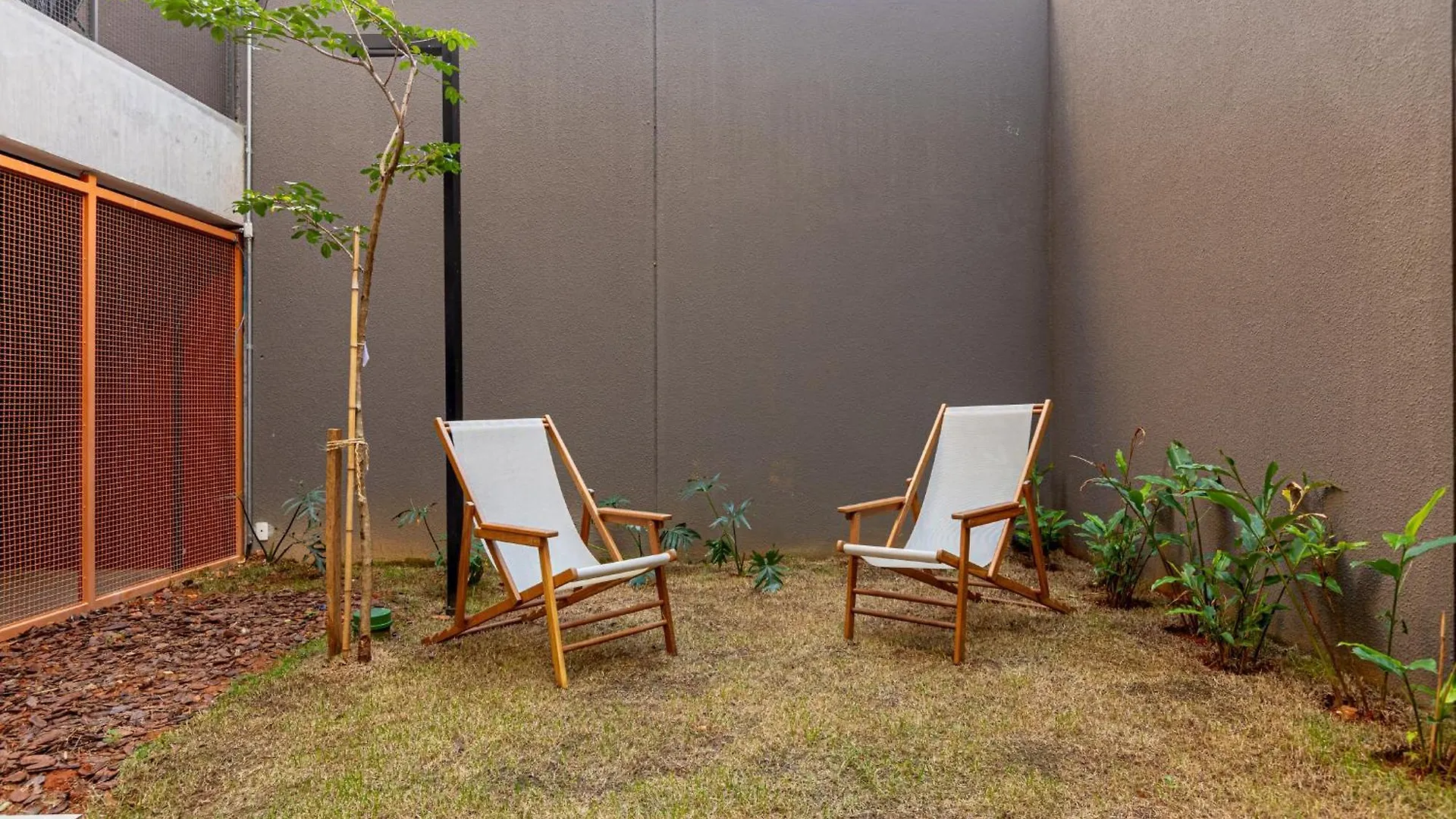 Studio Minimalista E Completo Na Frei Caneca 圣保罗
